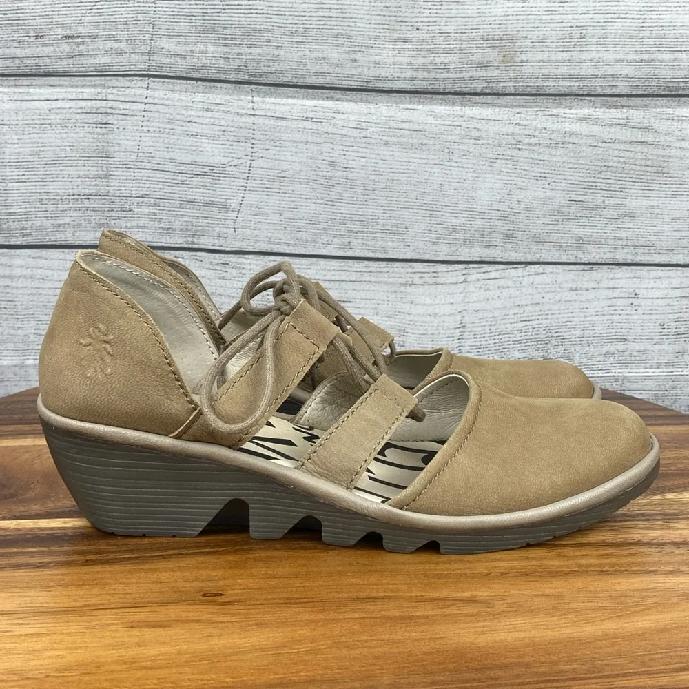Fly London Poma Tan Nubuck Leather Lace Up Wedges Women’s Shoe Size 8.5 EU 39